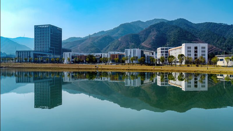 芯片设计流程详解：上海地区的设计生态与优势